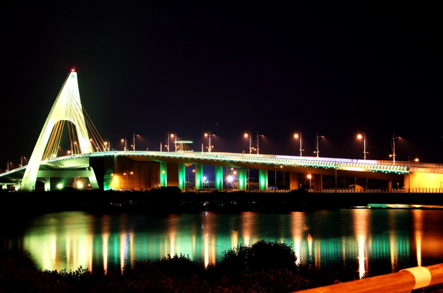 大鵬灣跨海大橋