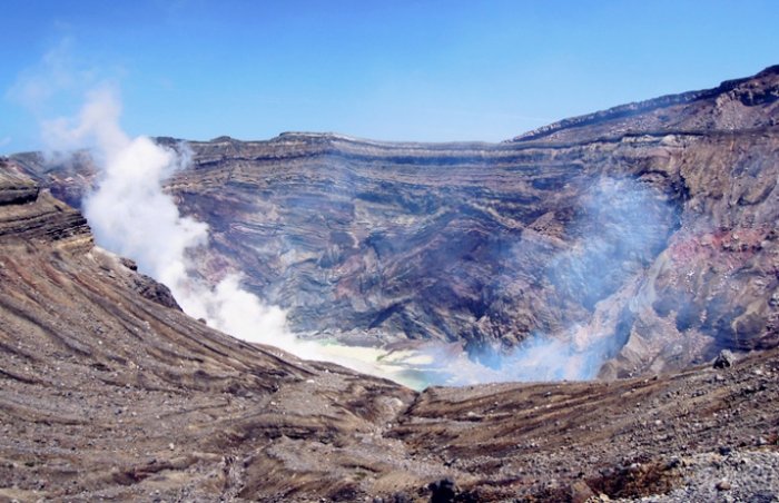 阿蘇火山冬季旅遊