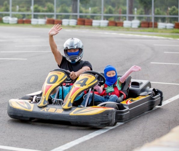 空氣島卡丁車體驗
