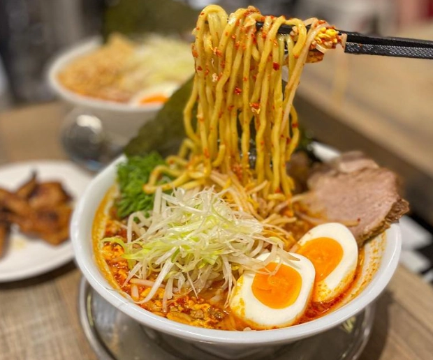 捷運站附近餐廳