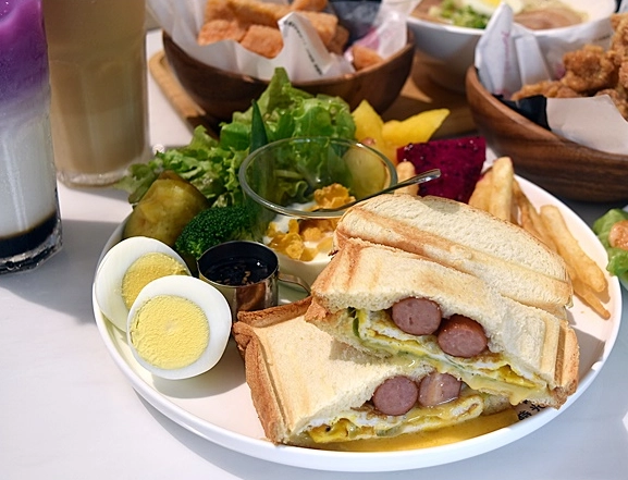 台北不限時早午餐終極指南：精選餐廳與實用攻略