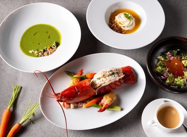 松煙美食街完整指南：必吃美食、交通資訊與實用貼士