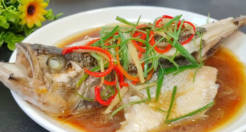 東石海鮮餐廳在地人推薦：隱藏版美食與避坑指南